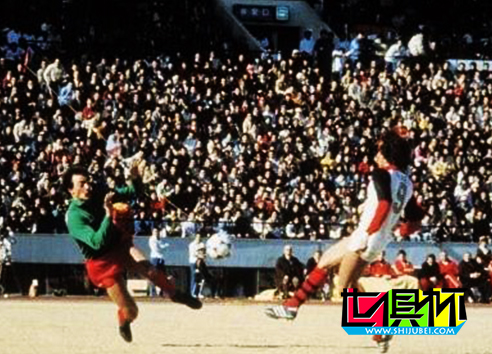 1981年12月第二屆豐田杯巴西弗拉門戈隊(duì)3比0完勝英格蘭利物浦隊(duì)-第3張圖片-世俱杯